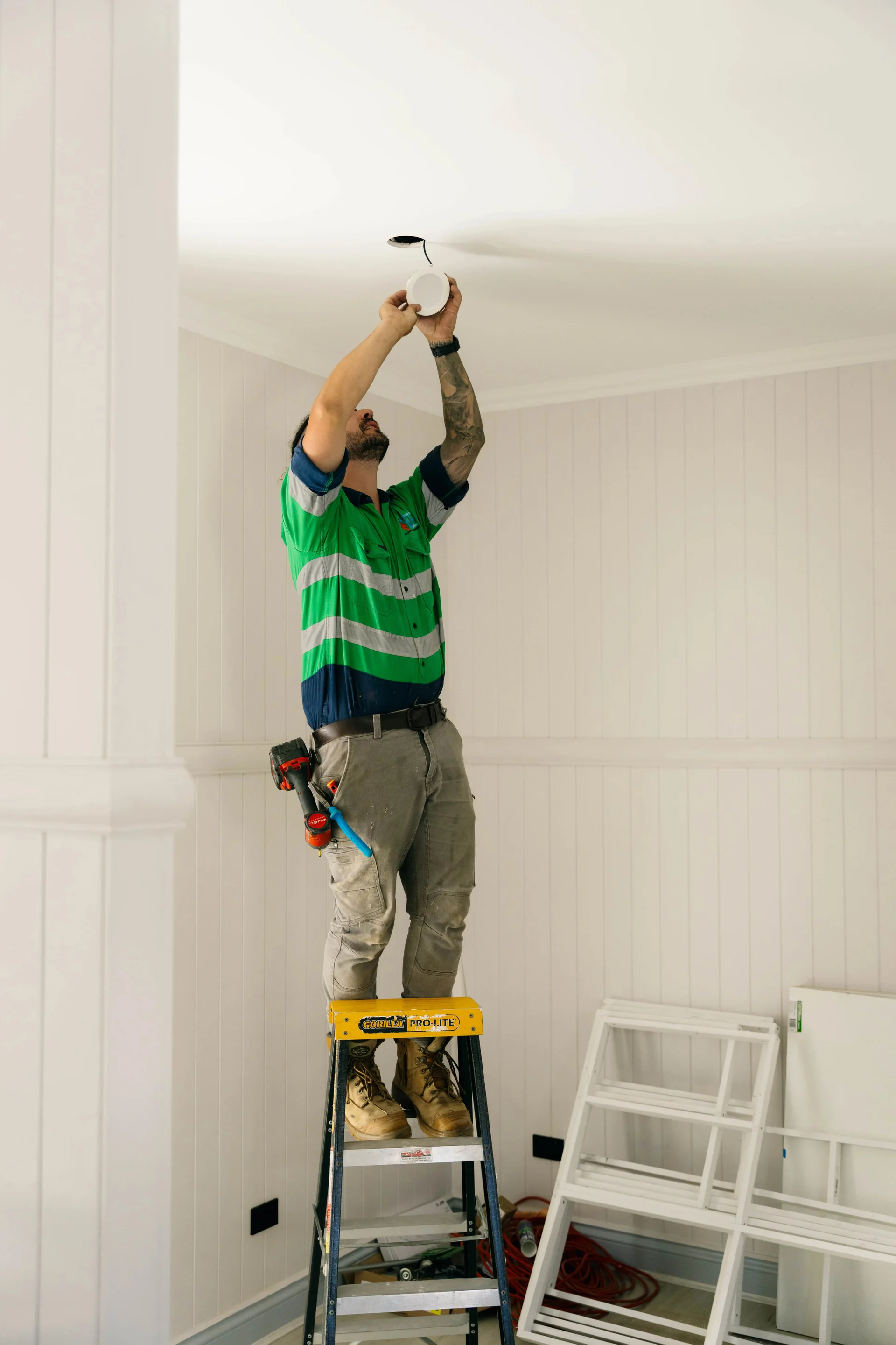 Electrician in Surfers Paradise by Blair Data & Electrical